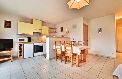 Domino House | Wonderful private villa for 5 people with WIFI, TV, terrace, pets allowed and parking