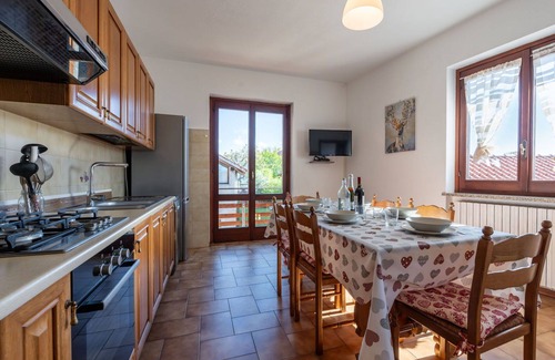 Pella House | Wonderful private villa for 6 guests with WIFI, TV, patio and pets allowed