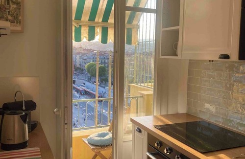 Quartier du Port Apartment | ✨Wonderful SEA VIEW on the port, balcony S-O ✨