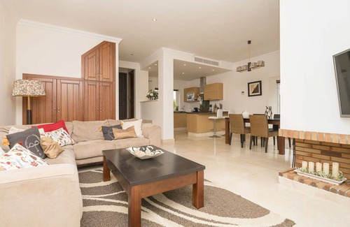 Arcos de la Frontera House | Wonderful villa for 4 guests with WIFI, A/C, pool, TV and terrace