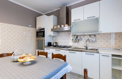 Sanremo House | Wonderful villa for 5 people with WIFI, A/C, TV, terrace and pets allowed