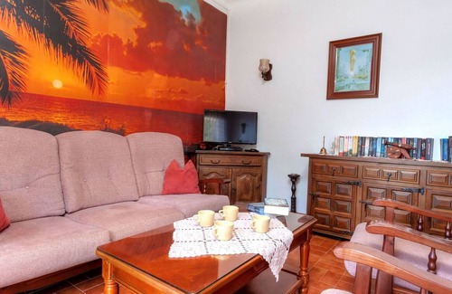 Llanca House | Wonderful villa for 6 people with TV, terrace, panoramic view and parking