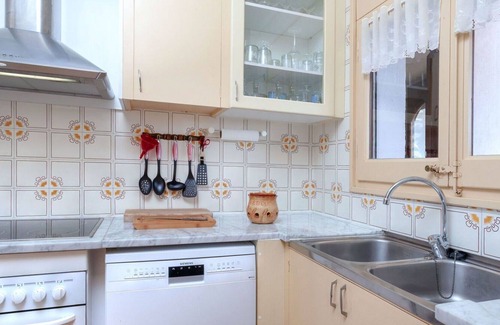 Llanca House | Wonderful villa for 6 people with TV, terrace, panoramic view and parking