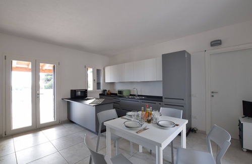 Baia Sant'Anna Villa | Wonderful villa for 7 people with A/C, WIFI, TV and patio