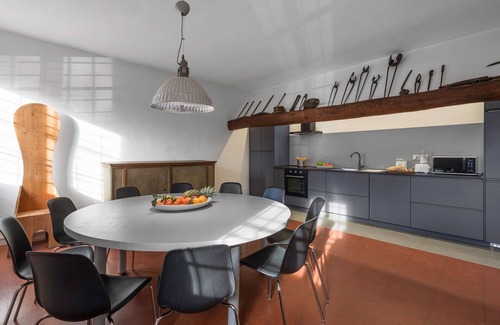 Pistoia Villa | Wonderful villa for 8 people with WIFI, private pool, TV, pets allowed and parking