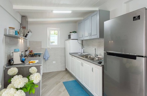 Trappeto Villa | Wonderful villa for 8 people with WIFI, A/C, private pool and TV