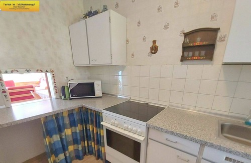 Bad Mitterndorf House | Wonderful villa for 6 guests with WIFI, TV, patio, pets allowed and parking