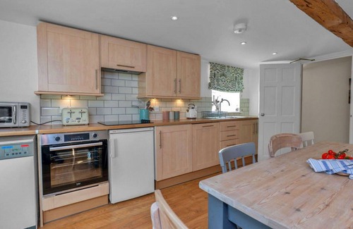Kelso House | Wonderful villa for 4 people with WIFI, pets allowed and parking