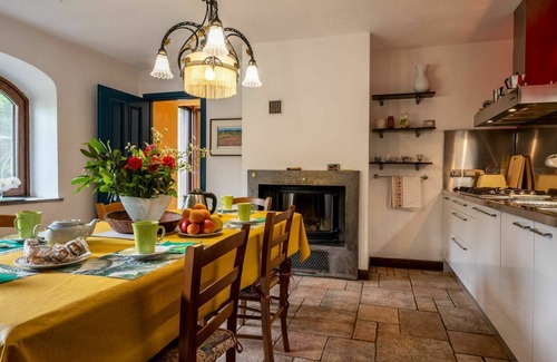 Cortazzone House | Wonderful villa for 8 people with private pool, TV, patio, pets allowed, panoramic view and par.