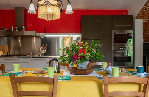 Cortazzone House | Wonderful villa for 8 people with private pool, TV, patio, pets allowed, panoramic view and par.