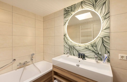 Dalen House | Wonderful villa for 6 people with WIFI, hot tub, pool, TV, terrace and parking