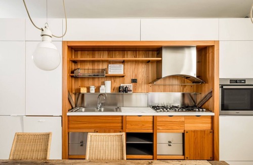 Sant'Agostino Apartment | Wonderful villa of 350sqm of space positioned on two levels with 500mt of SHARED garden.It accommodates 6 people, with three bedrooms (each with a private en suite bathroom) and a single armchair in the living roomTwo ASSIGNED parking spaces, present ins