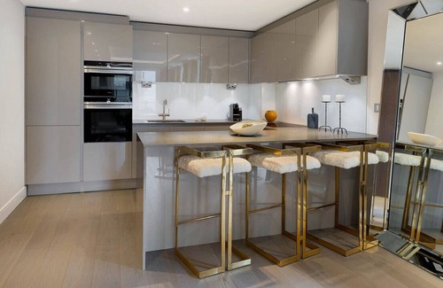 Sands End Apartment | Wonderful Waterfront Apartment Chelsea