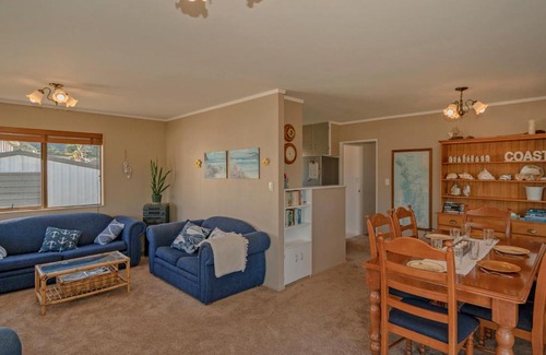 Whangamata House | Wonderful Whangamata - Whangamata Holiday Home
