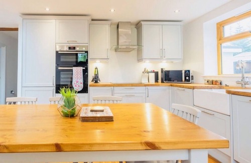 New Forest District House | Wonderful Willow Cottage