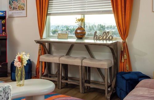 Morena Apartment | Wonderland Penthouse Apart w/Garden Oasis Sunsets
