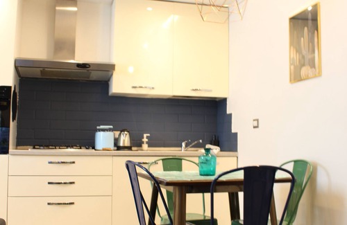 La Spezia Apartment | Wonderwall is a ground floor apartment in a convenient area close to the center