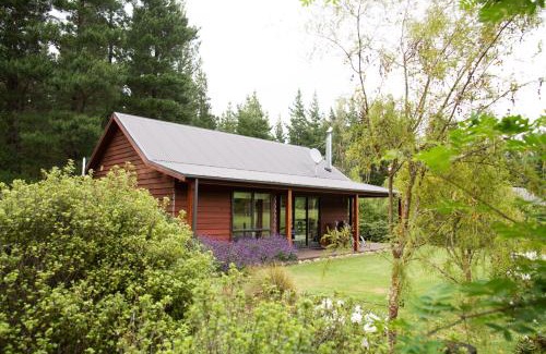 Hanmer Springs Ski Chalet | Woodbank Park Cottages