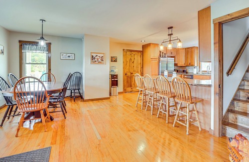 Ava House | Wooded Escape w/Pond & Grill in Pleasant City!