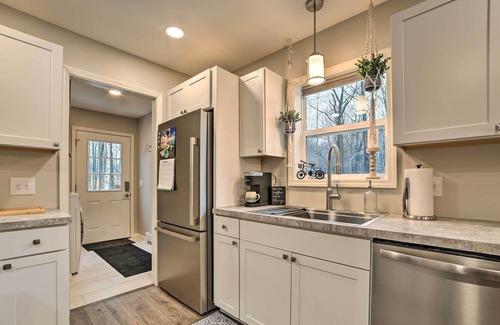 Michaywe House | Wooded Gaylord Getaway Near Otsego Lake!