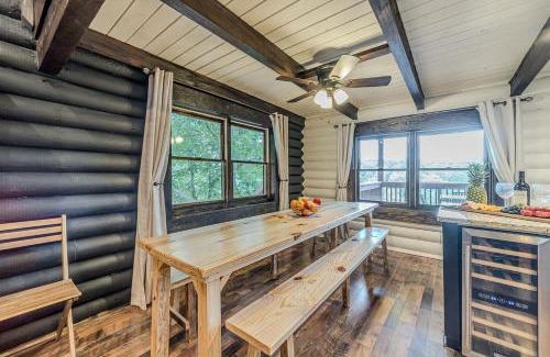 Demorest House | Wooden Cabin with Hot-Tub and Pool Table in Demorest, Georgia