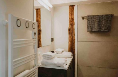 Nadrin Apartment | Wooden Soul : duplex 2 chambres avec jardin commun