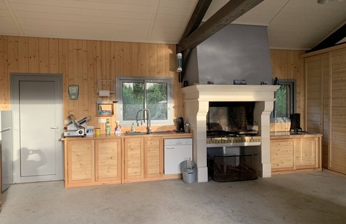 Le Verdon-sur-Mer Villa | Wooden villa in the heart of nature + spa close to soulac's natural swimming pools