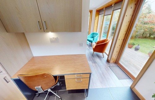 Aviemore Ski Chalet | Woodhaus - with hot tub and sauna in Aviemore