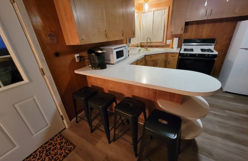 Peshtigo Cabin | Woodland cabin on the Bay