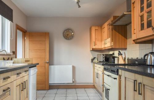 Kidwelly House | Woodland Cottage