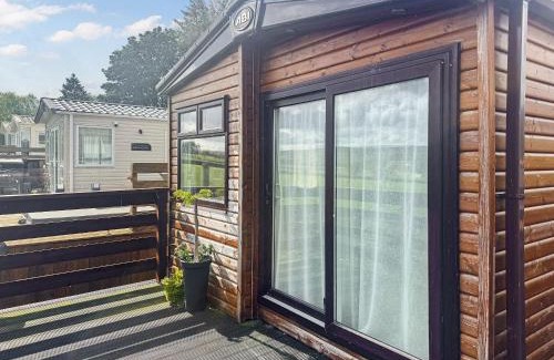 Hexham House | Woodland View Lodge - Uk50579