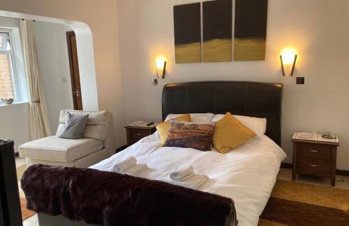 Milton Abbas Bed & Breakfast | Woodland Views