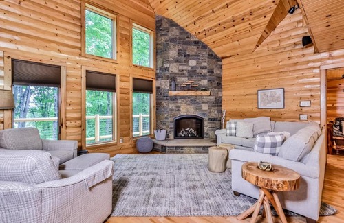 Mercer House | Woodland Wonderland