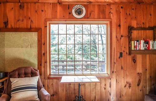 Town of Denning Cabin | Woodlands - Peaceful & Charming Catskills Escape