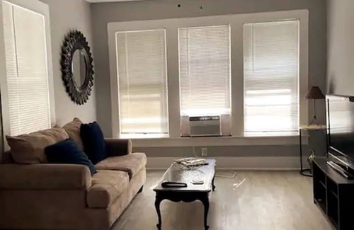 Tobin Hill Apartment | Woodlawn Flats - A Boutique Comfort and Cozy Complex in St. Mary's Strip