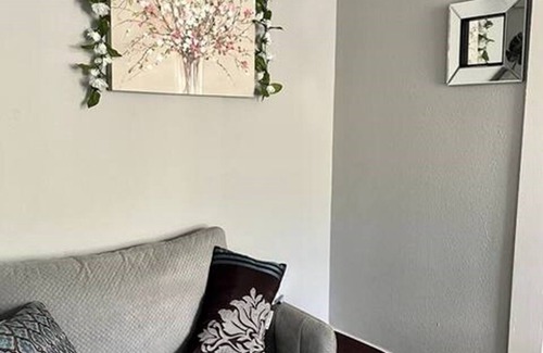 Tobin Hill Apartment | Woodlawn Flats - A Boutique Comfort and Cozy Complex in St. Mary's Strip