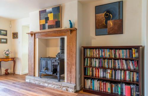 Rendcomb House | Woodmancote Manor Cottage