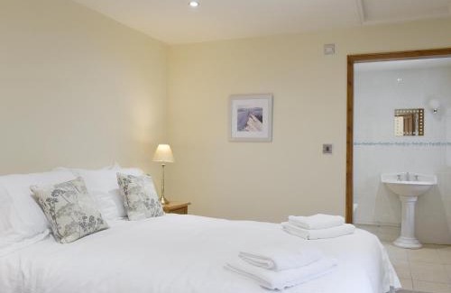 Clitheroe House | Woodpecker Cottage - Ukc3412