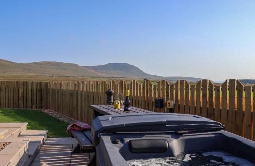 Yockenthwaite House | Woodpecker