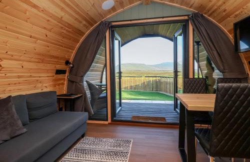 Yockenthwaite House | Woodpecker