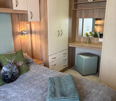 Carlisle House | Woodpecker lodge, Camelot Holiday Park, CA6 5SZ