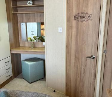 Carlisle House | Woodpecker lodge, Camelot Holiday Park, CA6 5SZ