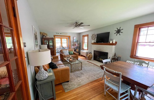 Woods Hole House | Woods Hole Retreat. Short walk to town and beach.