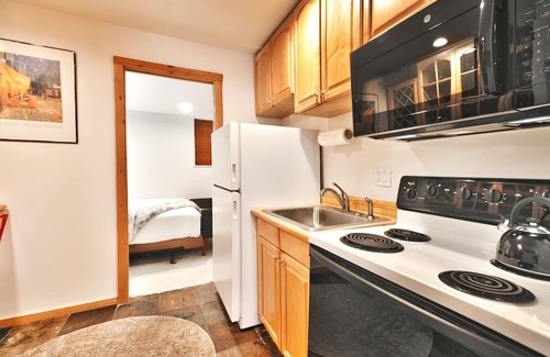 Downtown Park City Condo | Woodside 11 1 Bedroom Condo by RedAwning