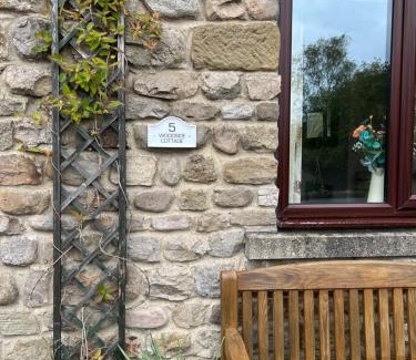 Grewelthorpe House | Woodside Cottage Grewelthorpe Nr Masham