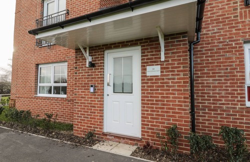 Ruswarp Cottage | WOODSIDE VIEW, character holiday cottage in Whitby