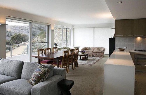 Falls Creek Apartment | Woodsmoke 4