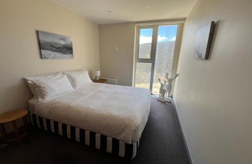 Falls Creek Apartment | Woodsmoke Seven