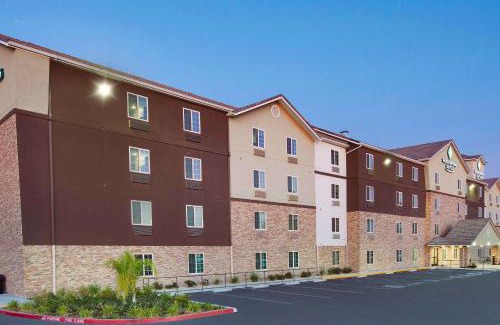 Bakersfield Hotel | WoodSpring Suites Bakersfield East