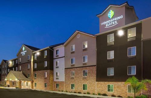 Bakersfield Hotel | WoodSpring Suites Bakersfield East
